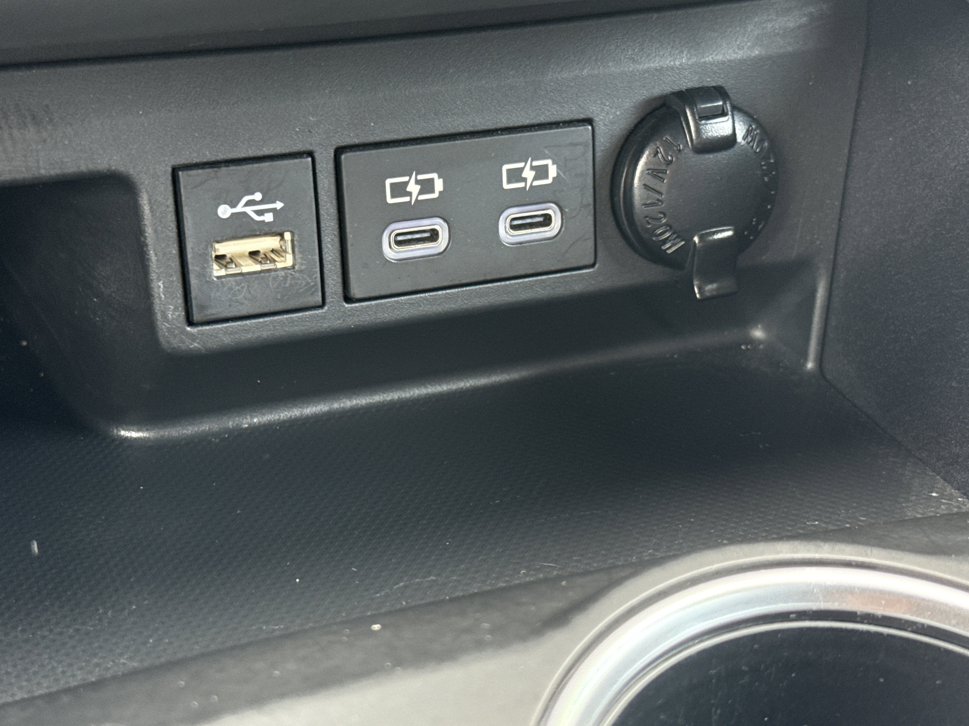 2023 Toyota Highlander Base
