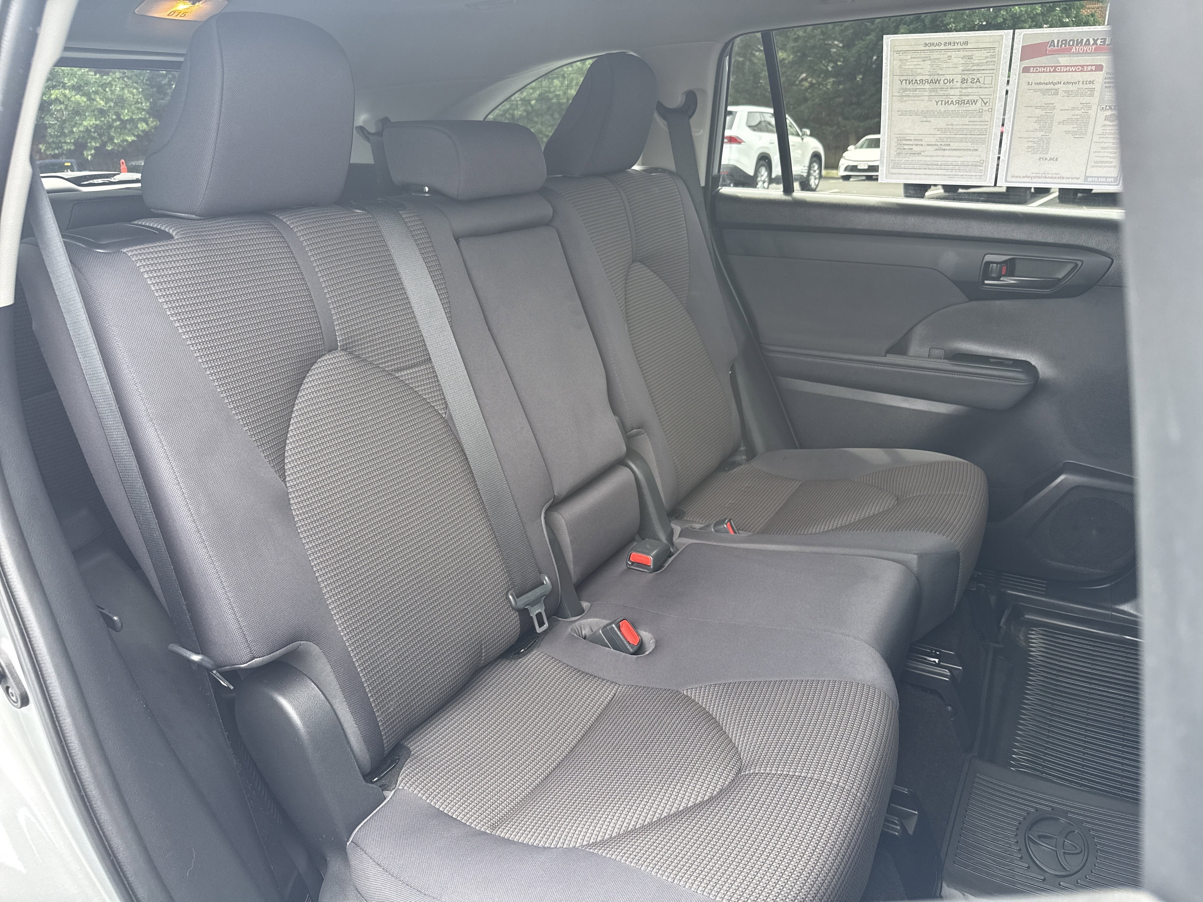 2023 Toyota Highlander LE