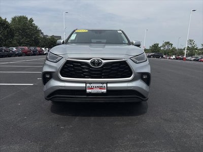 2023 Toyota Highlander LE