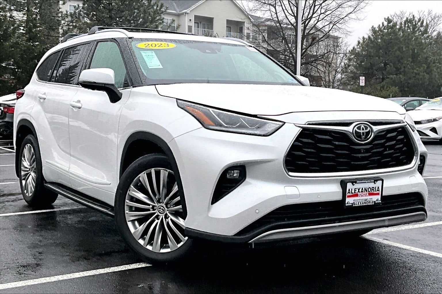 2023 Toyota Highlander Platinum