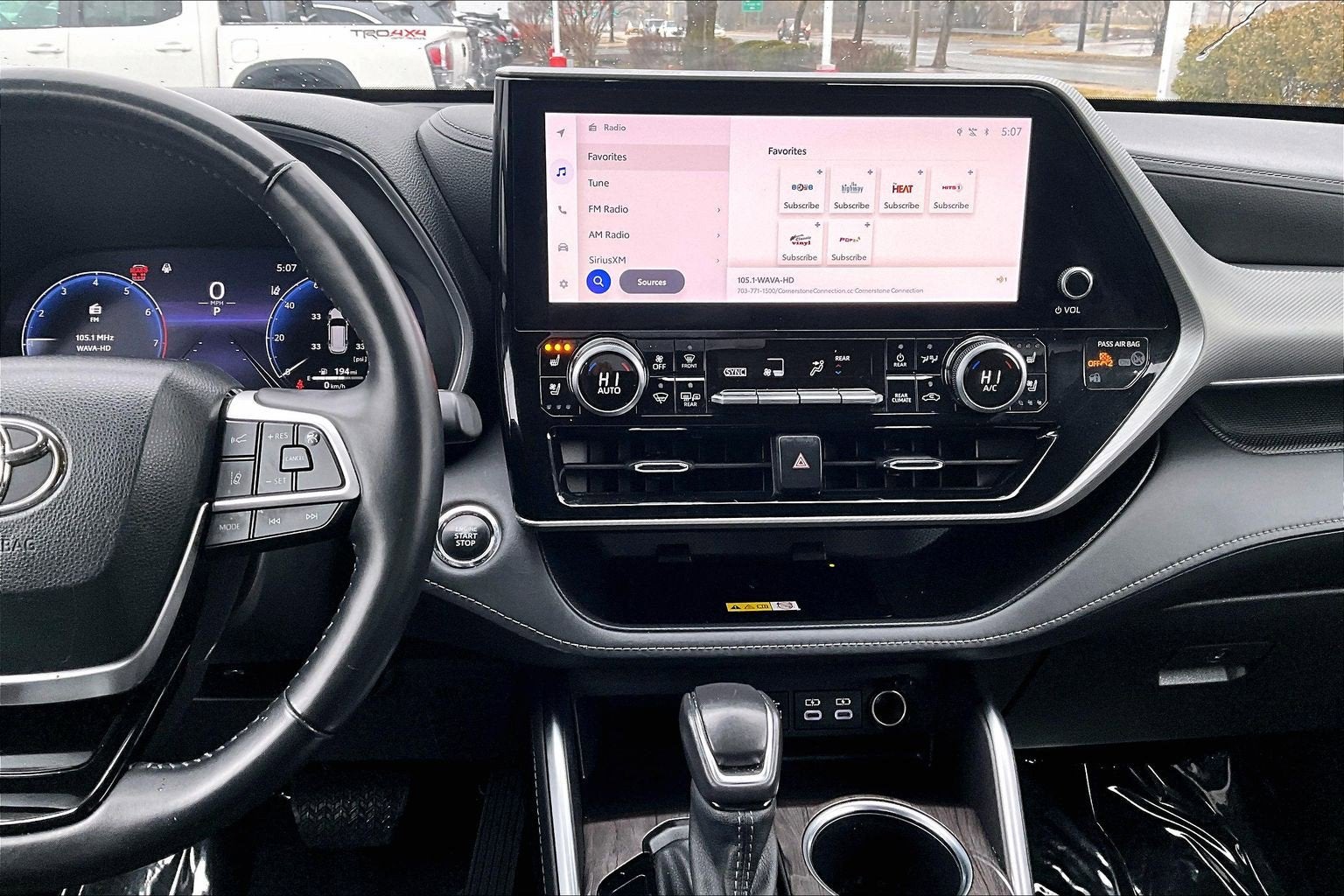 2023 Toyota Highlander Platinum