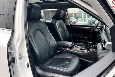 2023 Toyota Highlander Platinum