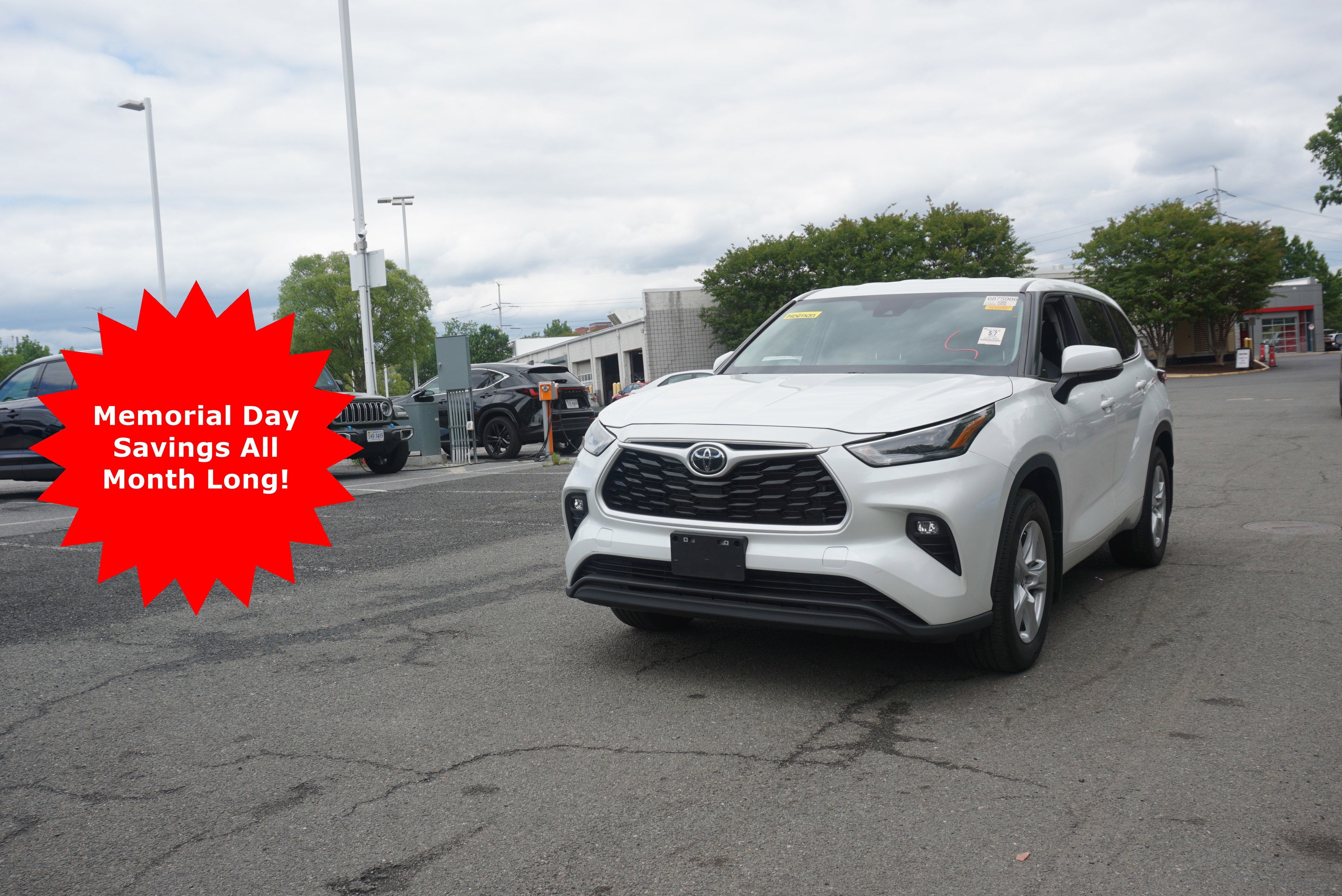 2023 Toyota Highlander LE