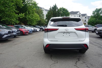 2023 Toyota Highlander LE