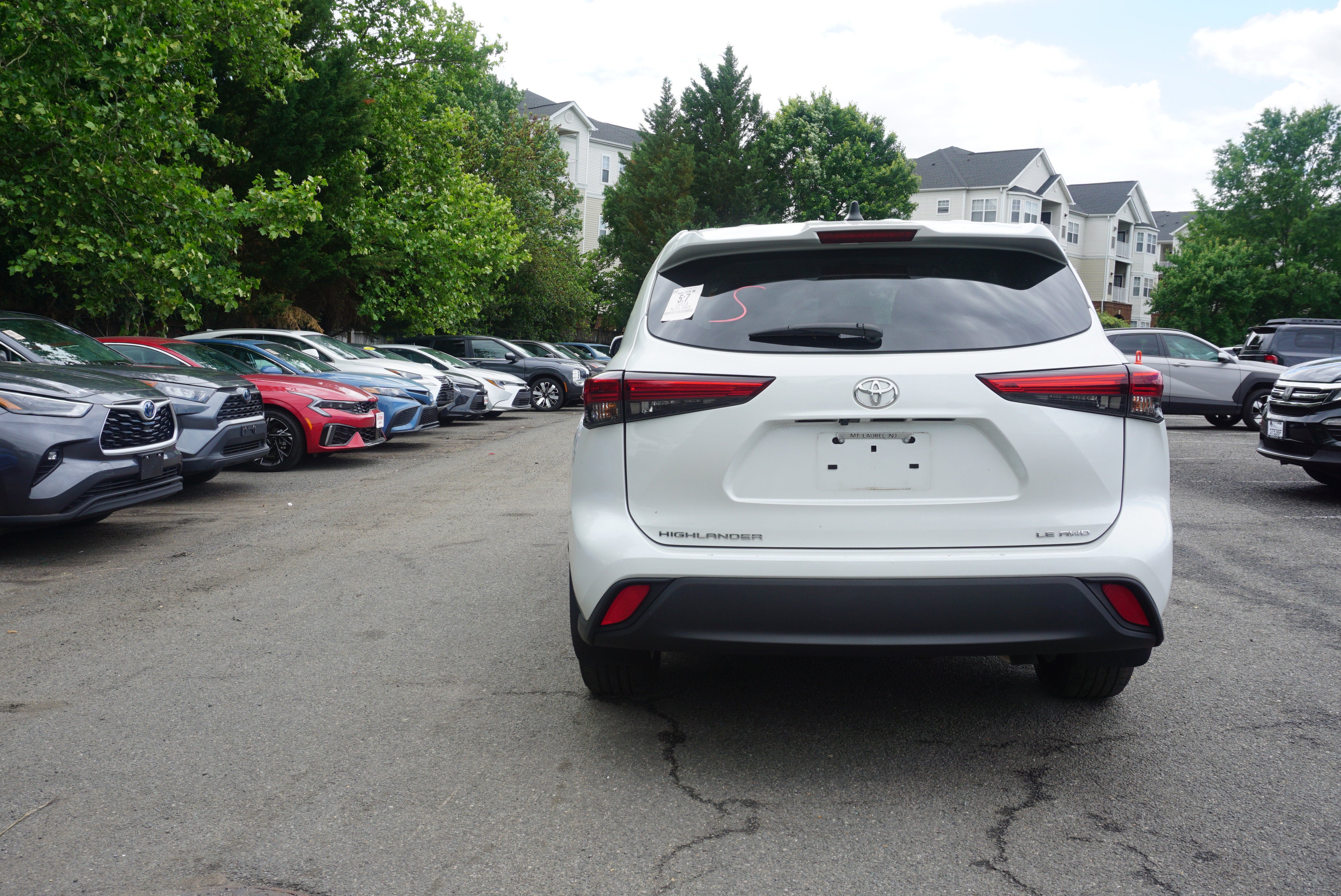 2023 Toyota Highlander LE