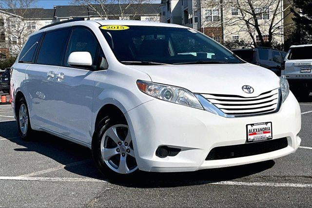 2015 Toyota Sienna LE