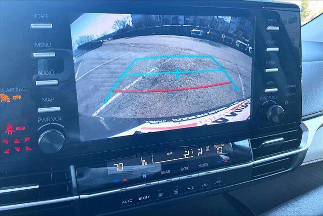 2024 Toyota Sienna LE