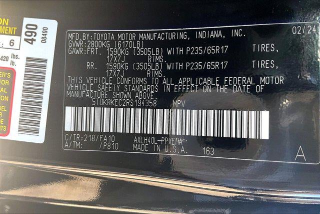 2024 Toyota Sienna LE