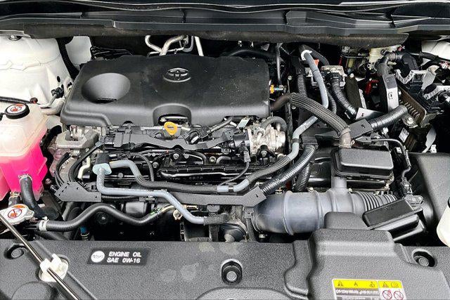 2024 Toyota Sienna LE