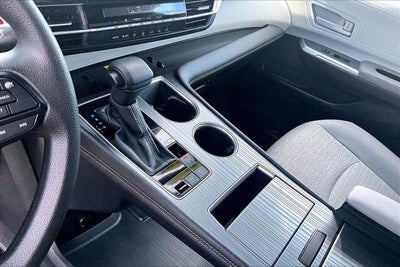 2025 Toyota Sienna LE