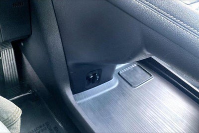 2025 Toyota Sienna LE