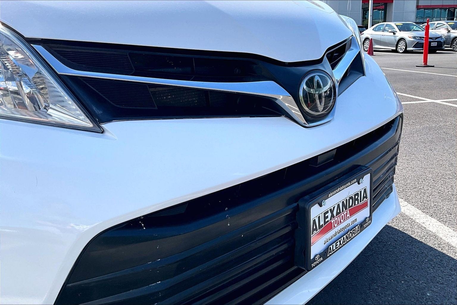 2019 Toyota Sienna LE
