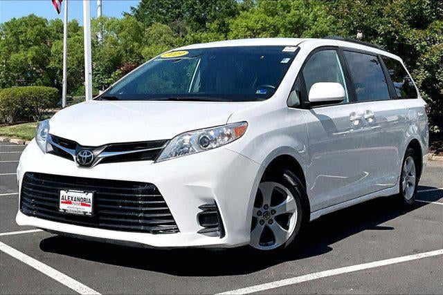 2019 Toyota Sienna LE