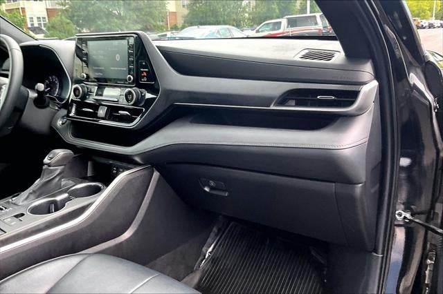 2022 Toyota Highlander XSE