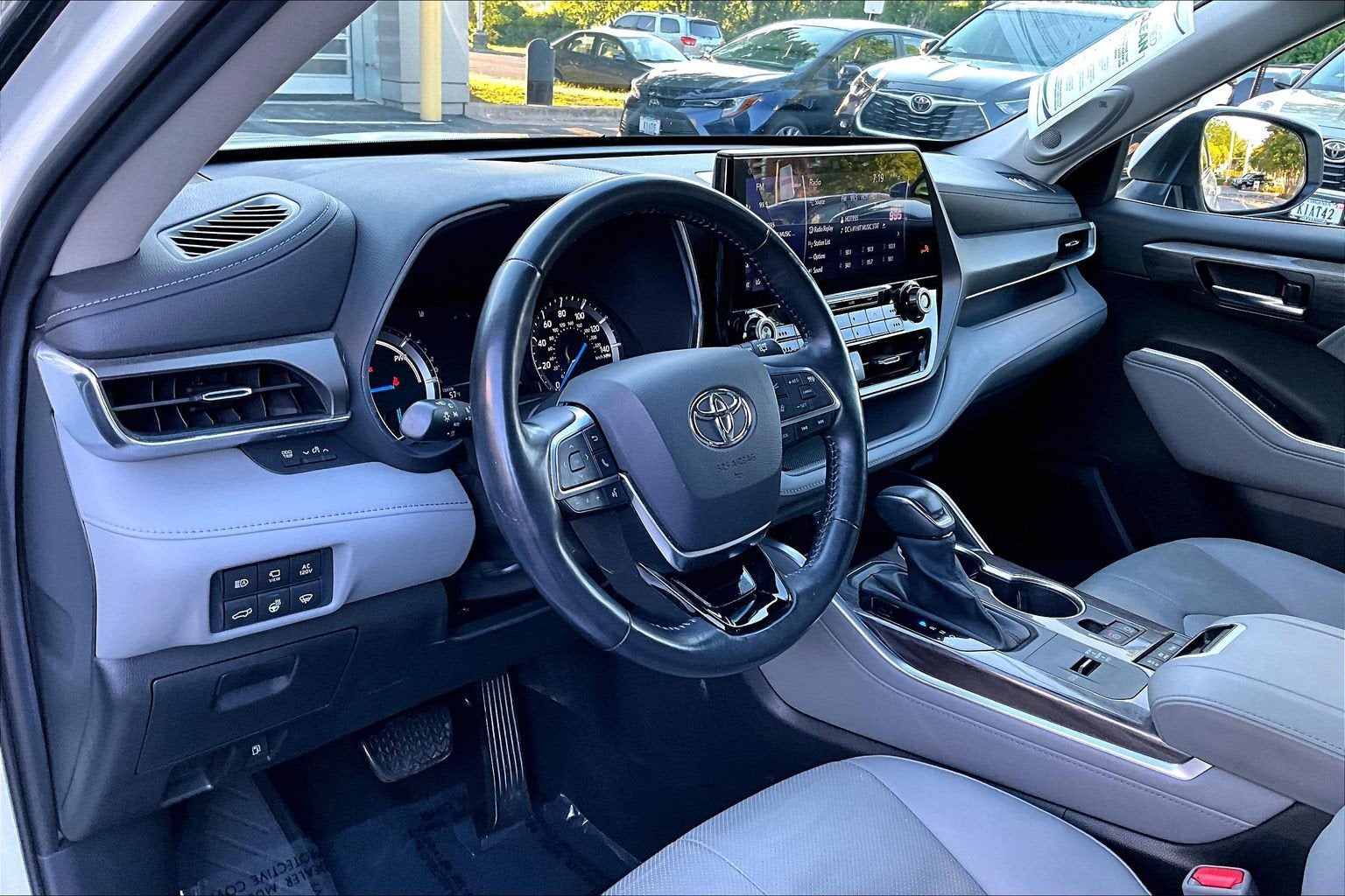 2021 Toyota Highlander Hybrid Limited