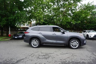 2023 Toyota Highlander Hybrid Limited