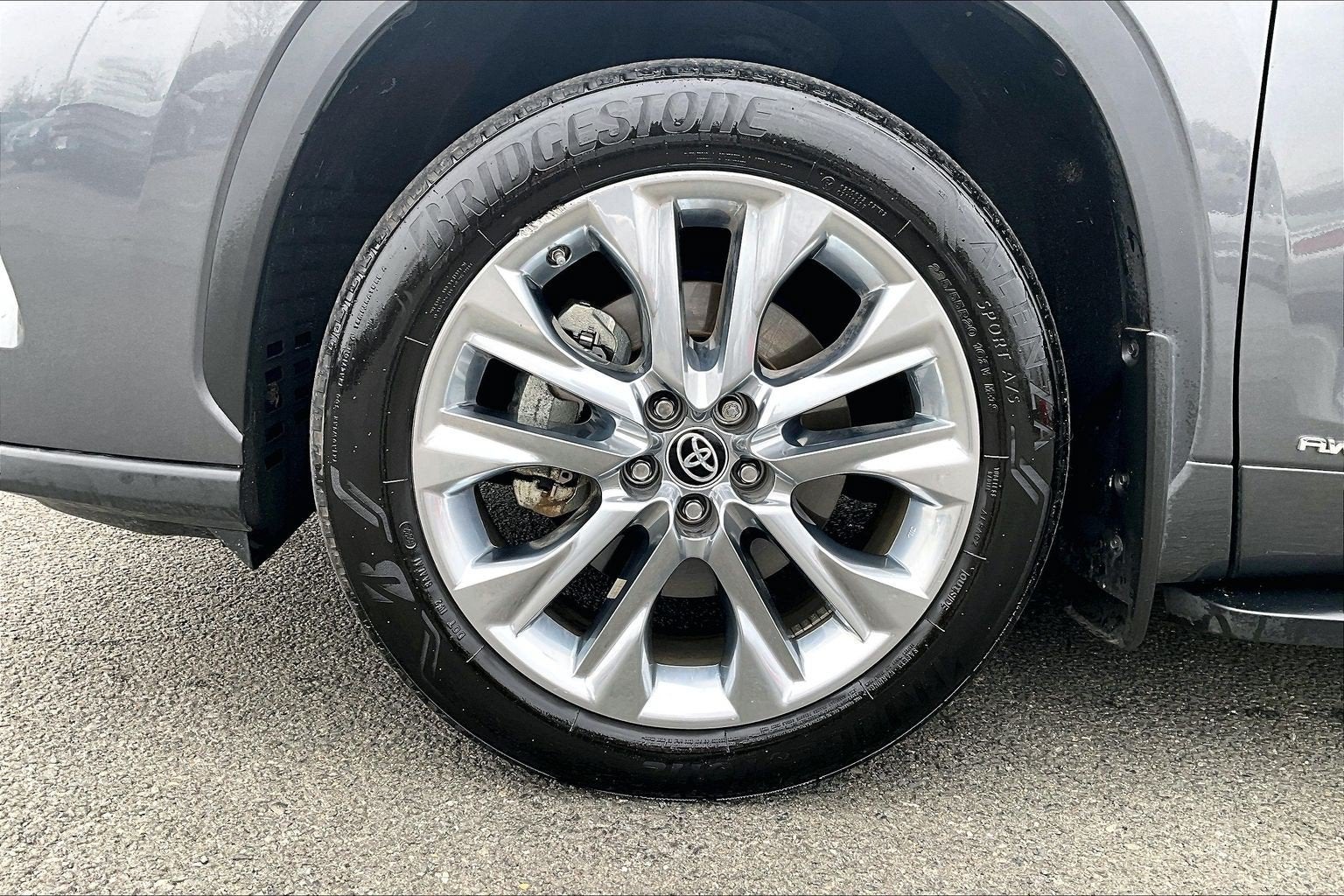 2023 Toyota Highlander Hybrid Limited