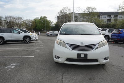 2015 Toyota Sienna XLE