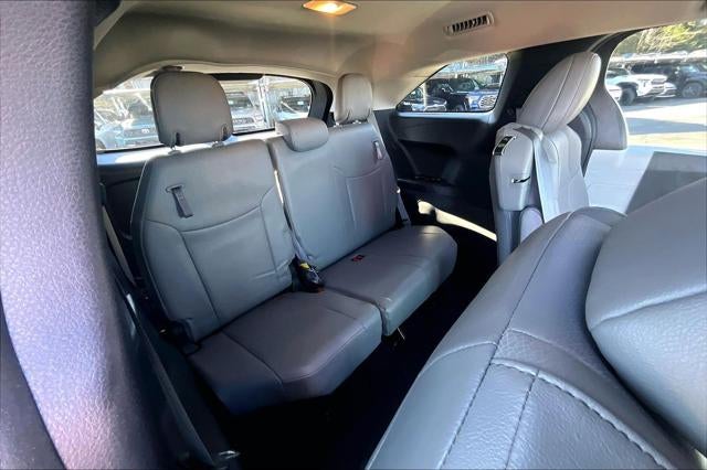 2025 Toyota Sienna XLE