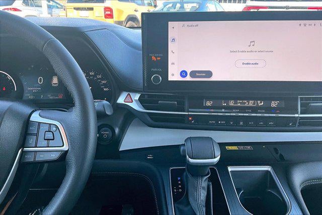 2025 Toyota Sienna XLE