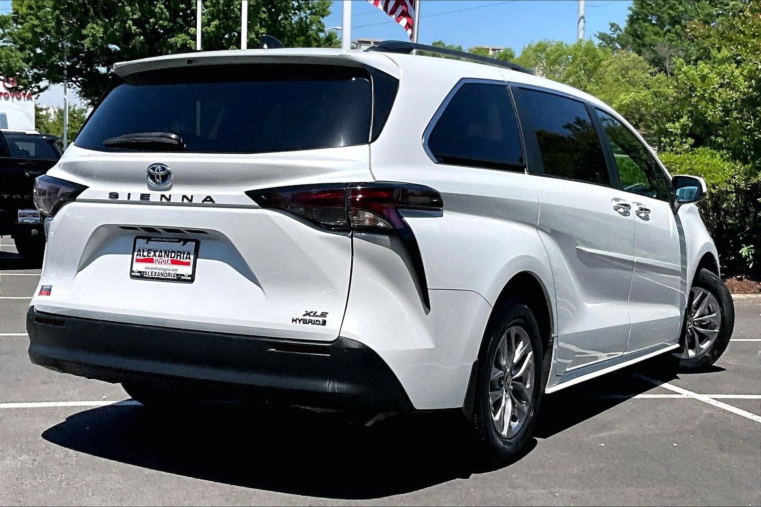 2023 Toyota Sienna XLE