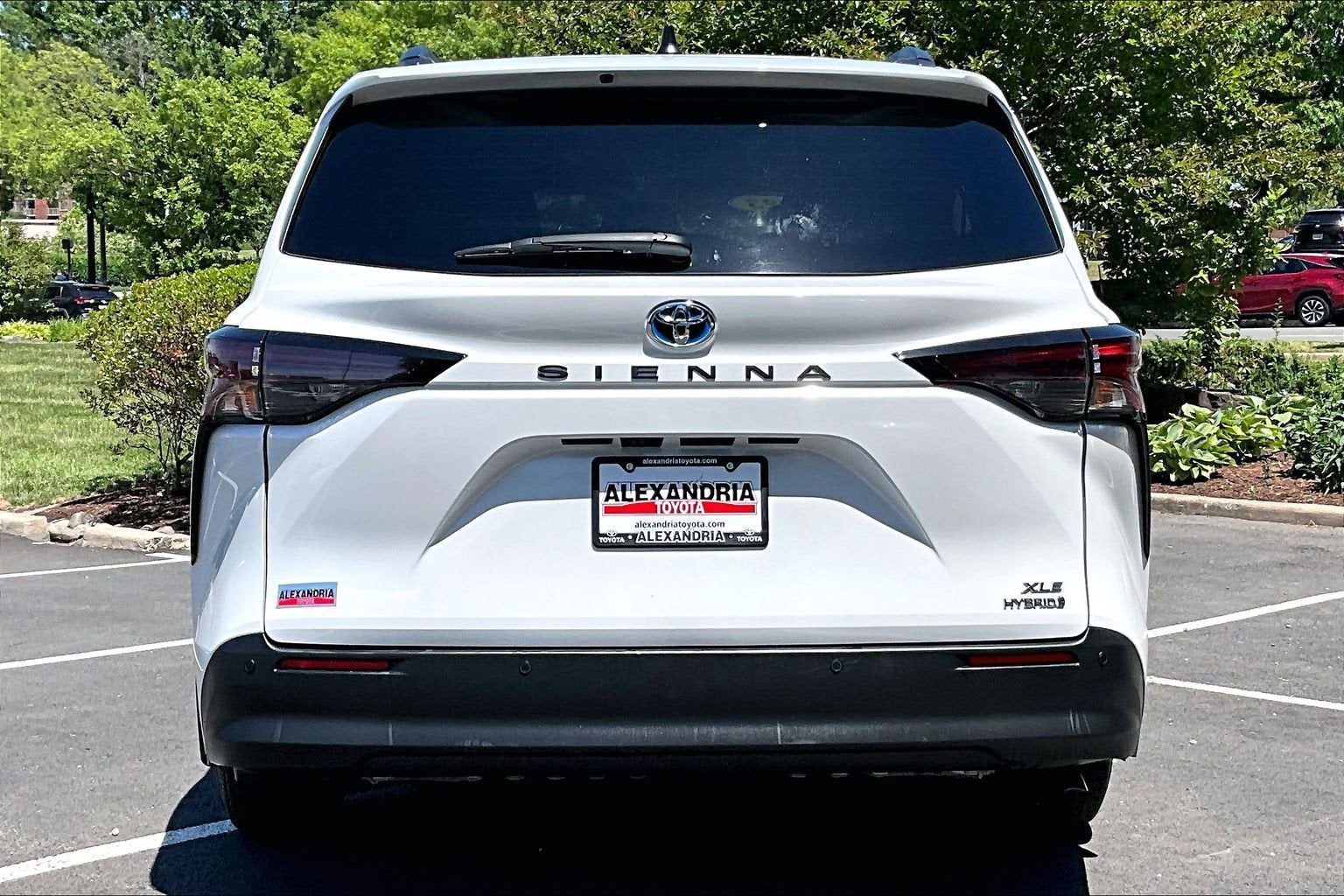 2023 Toyota Sienna XLE