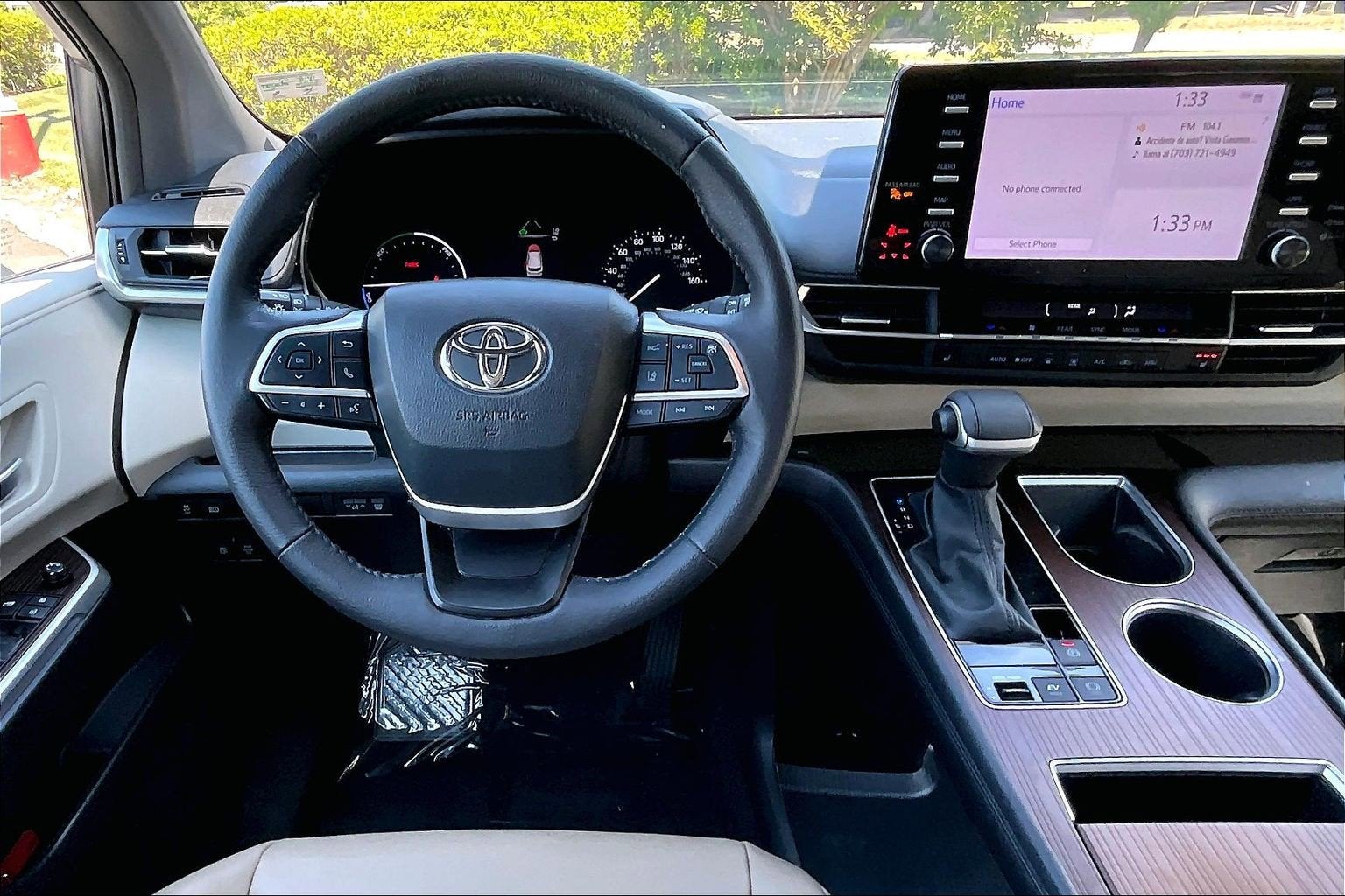2023 Toyota Sienna XLE