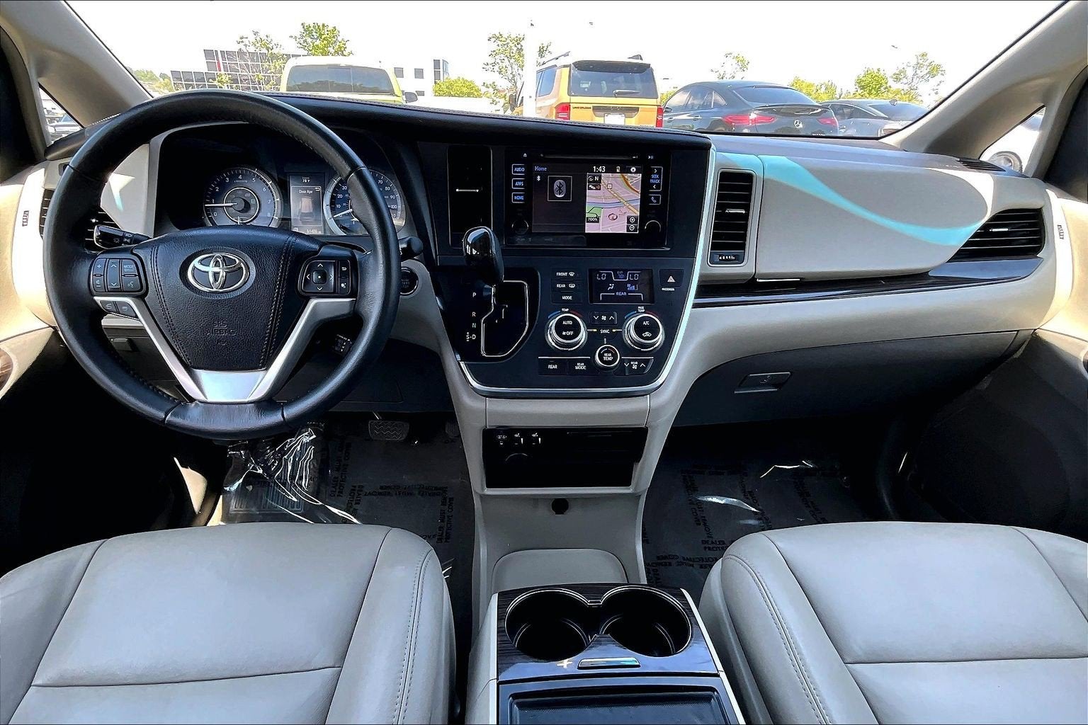 2017 Toyota Sienna XLE