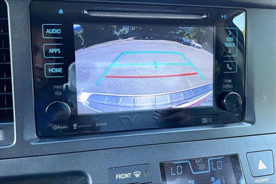 2017 Toyota Sienna XLE