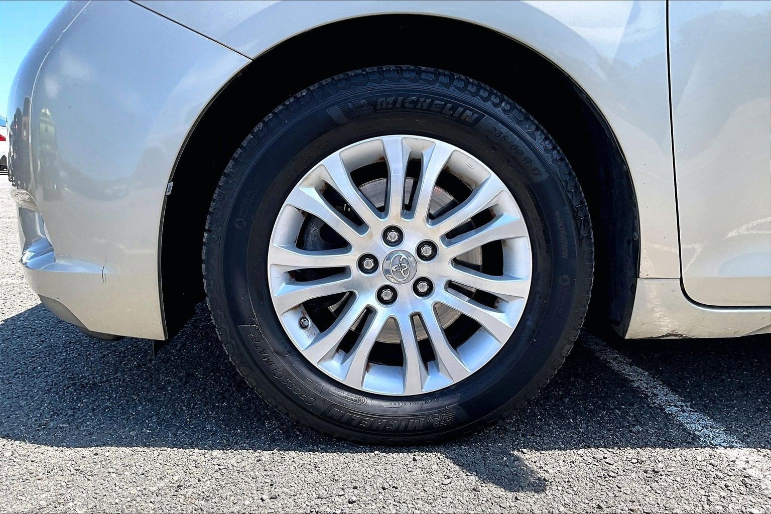 2017 Toyota Sienna XLE