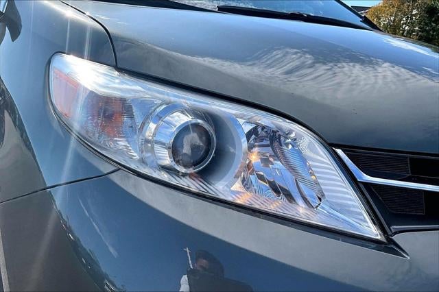 2018 Toyota Sienna XLE
