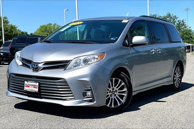 2018 Toyota Sienna XLE Premium