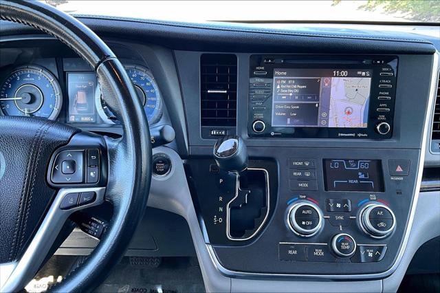 2018 Toyota Sienna XLE Premium
