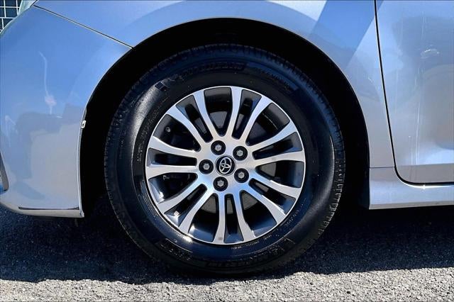 2018 Toyota Sienna XLE Premium