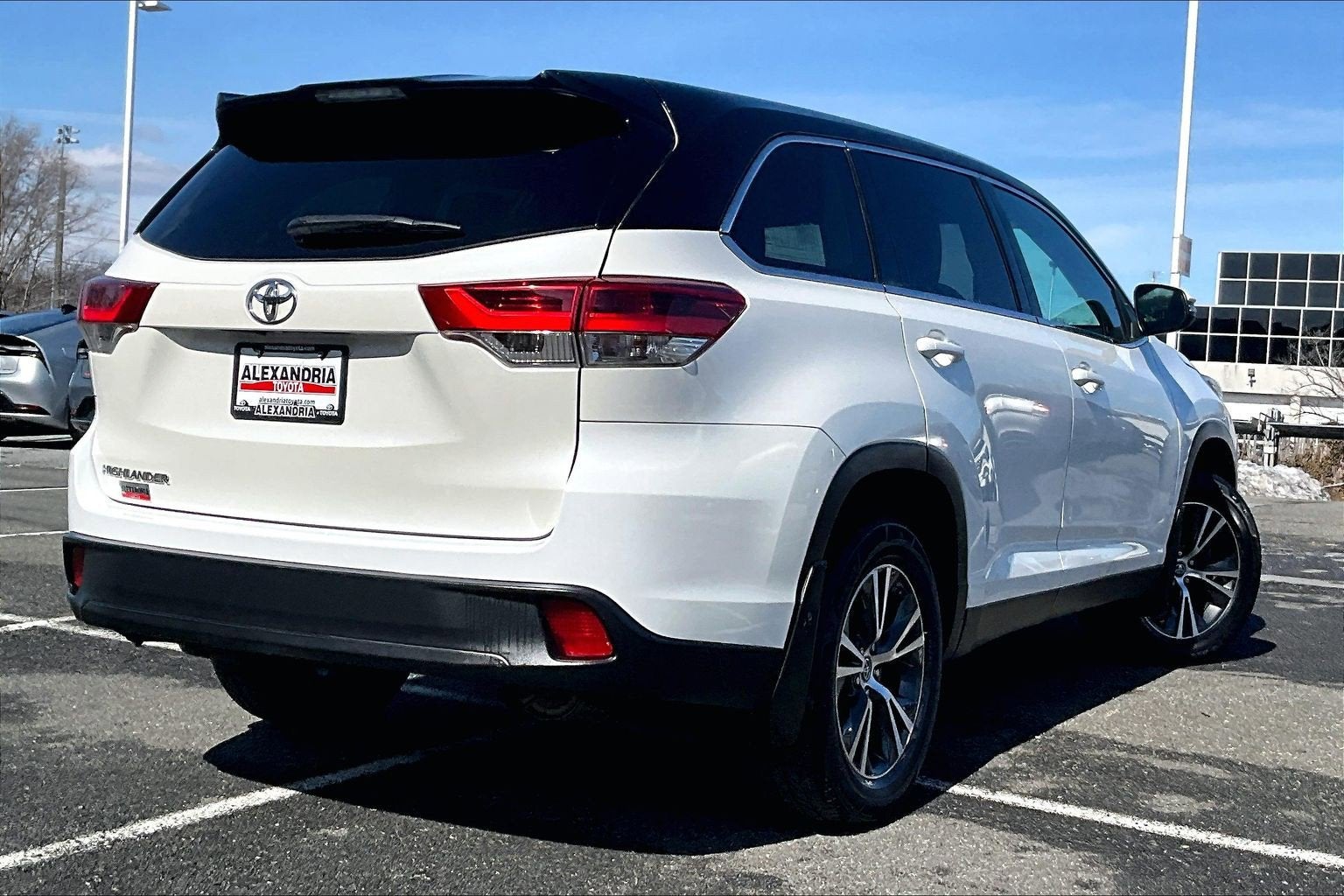 2019 Toyota Highlander LE