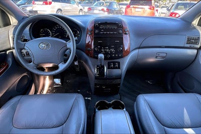 2008 Toyota Sienna XLE