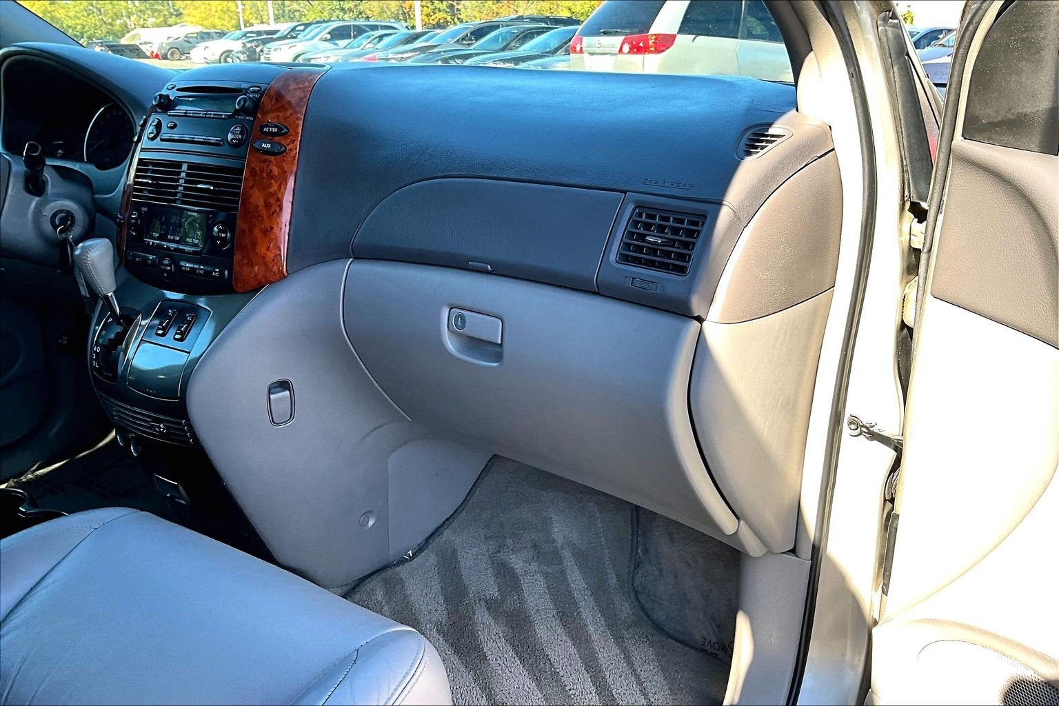 2008 Toyota Sienna XLE