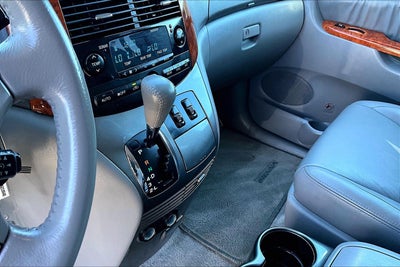 2008 Toyota Sienna XLE