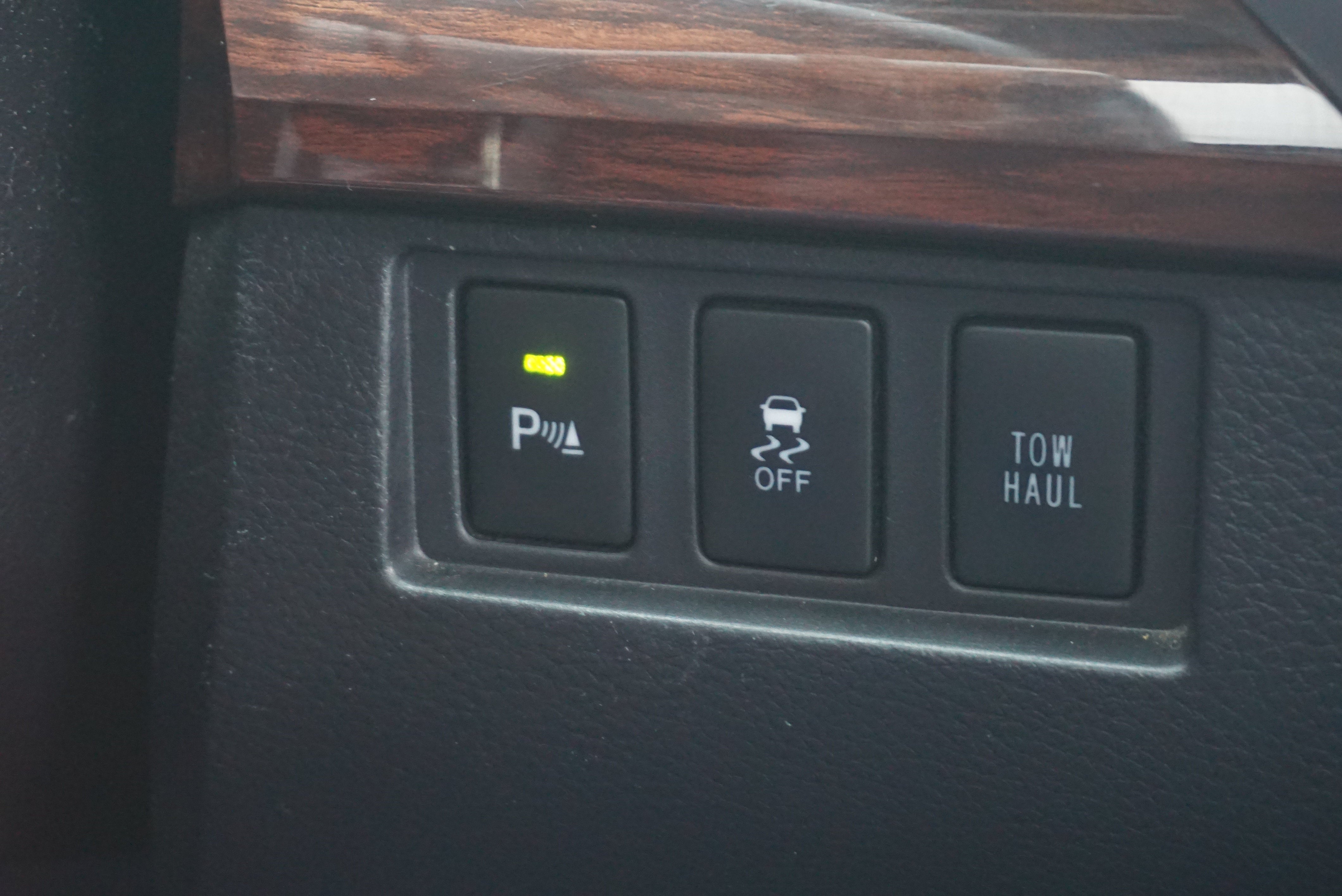 2015 Toyota Tundra 4WD Truck LTD