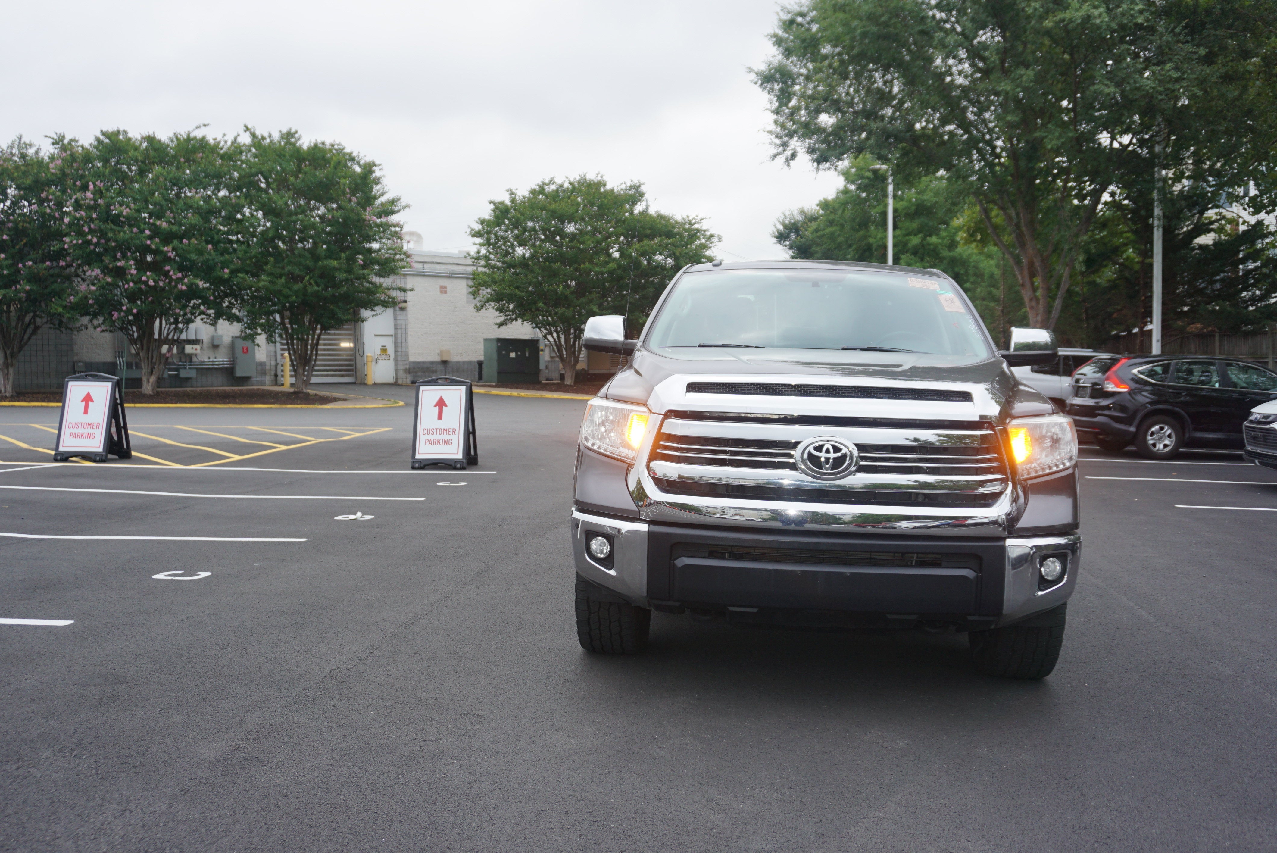 2015 Toyota Tundra 4WD Truck LTD
