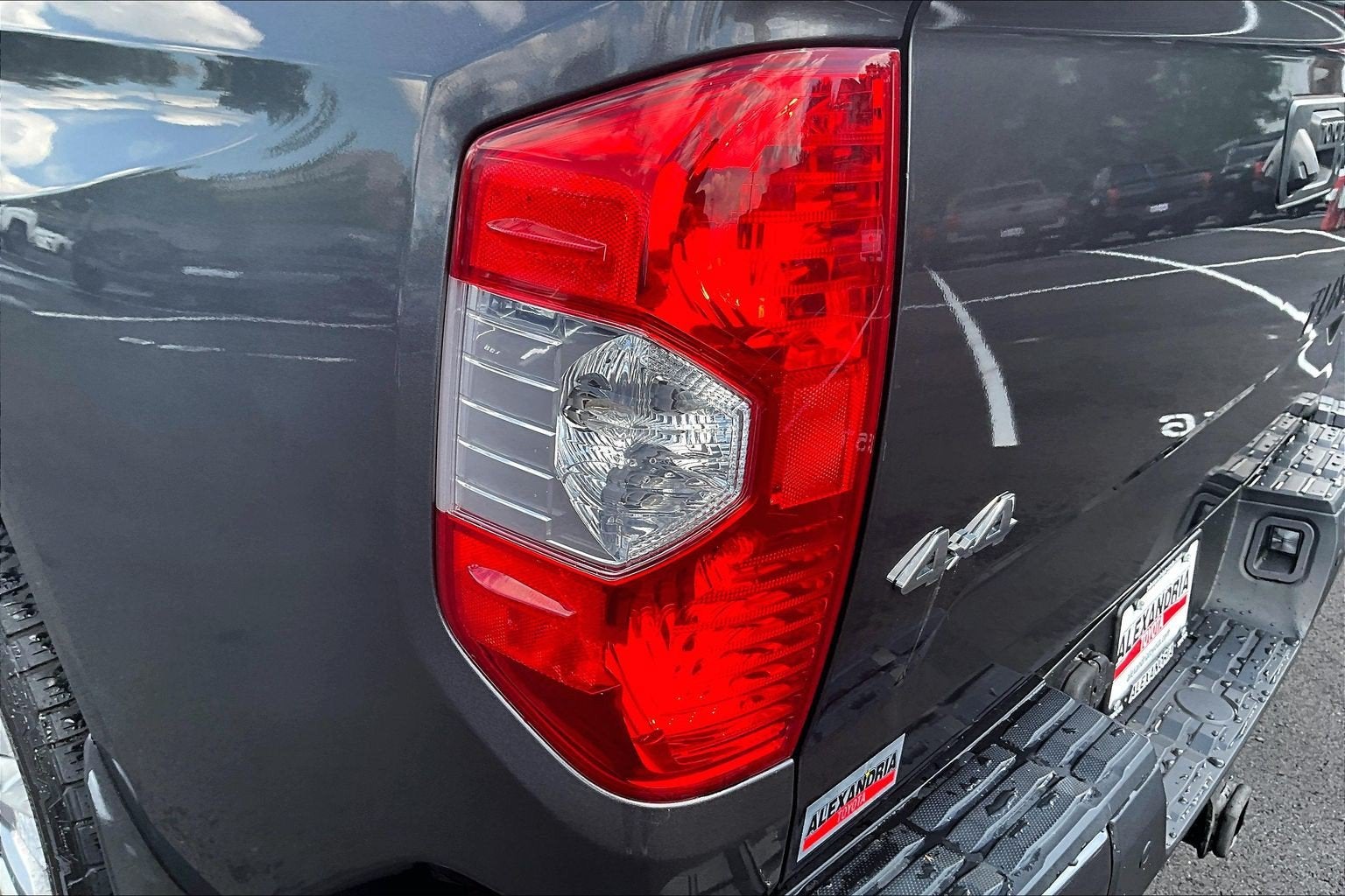 2015 Toyota Tundra 4WD Truck LTD