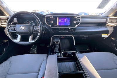 2024 Toyota Tundra 4WD SR5