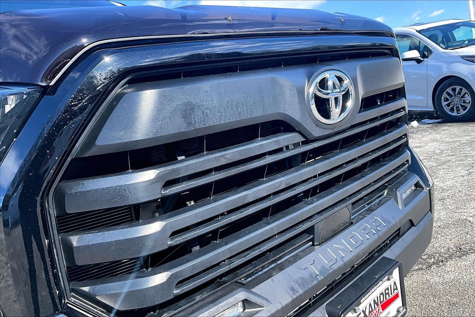2024 Toyota Tundra 4WD SR5