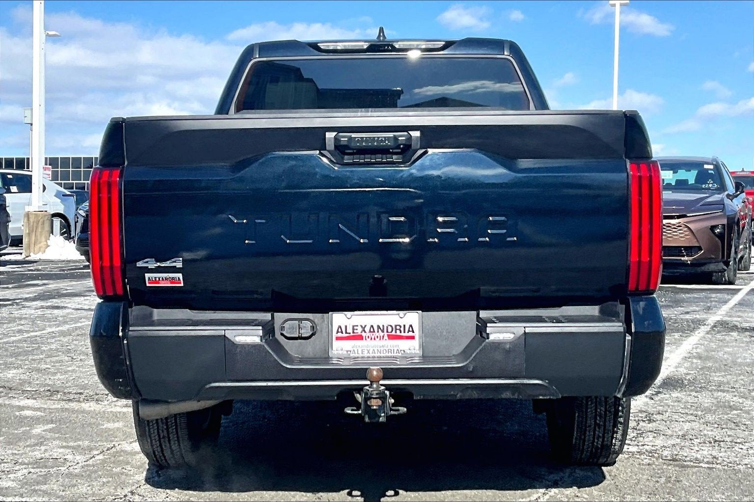 2024 Toyota Tundra 4WD SR5