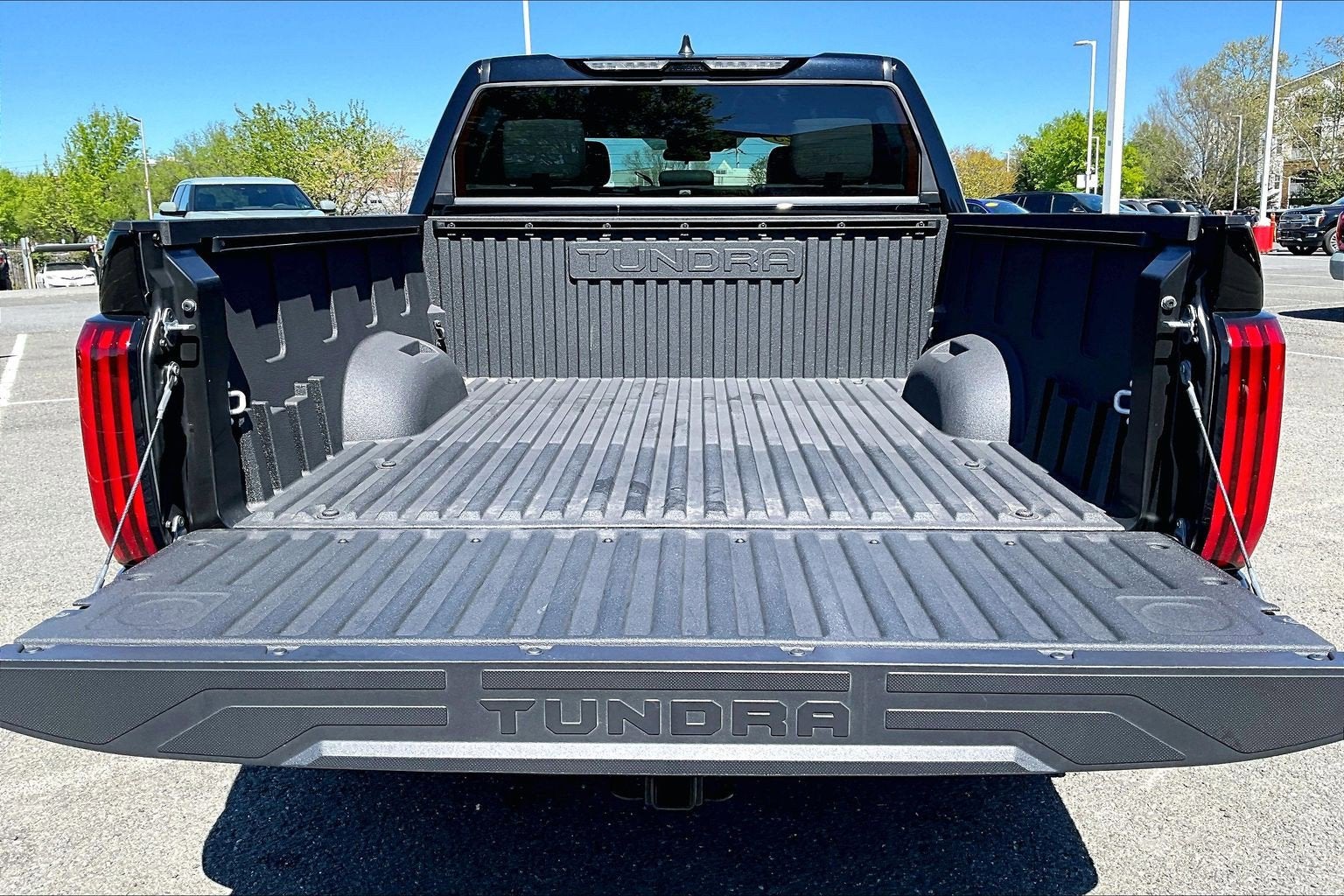 2025 Toyota Tundra 4WD SR5