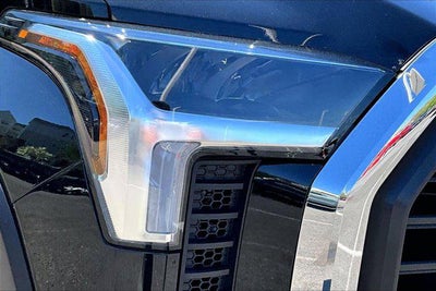 2025 Toyota Tundra 4WD SR5