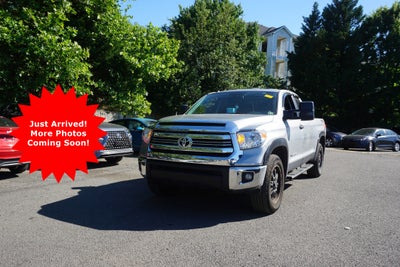 2016 Toyota Tundra 2WD Truck SR5