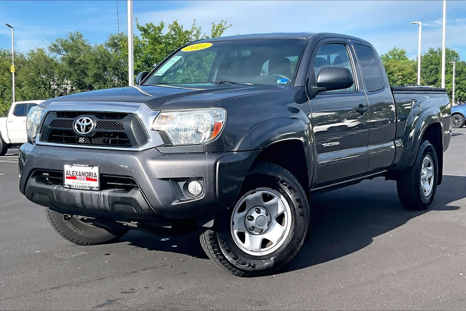 2015 Toyota Tacoma 4WD Access Cab V6 AT (Natl)
