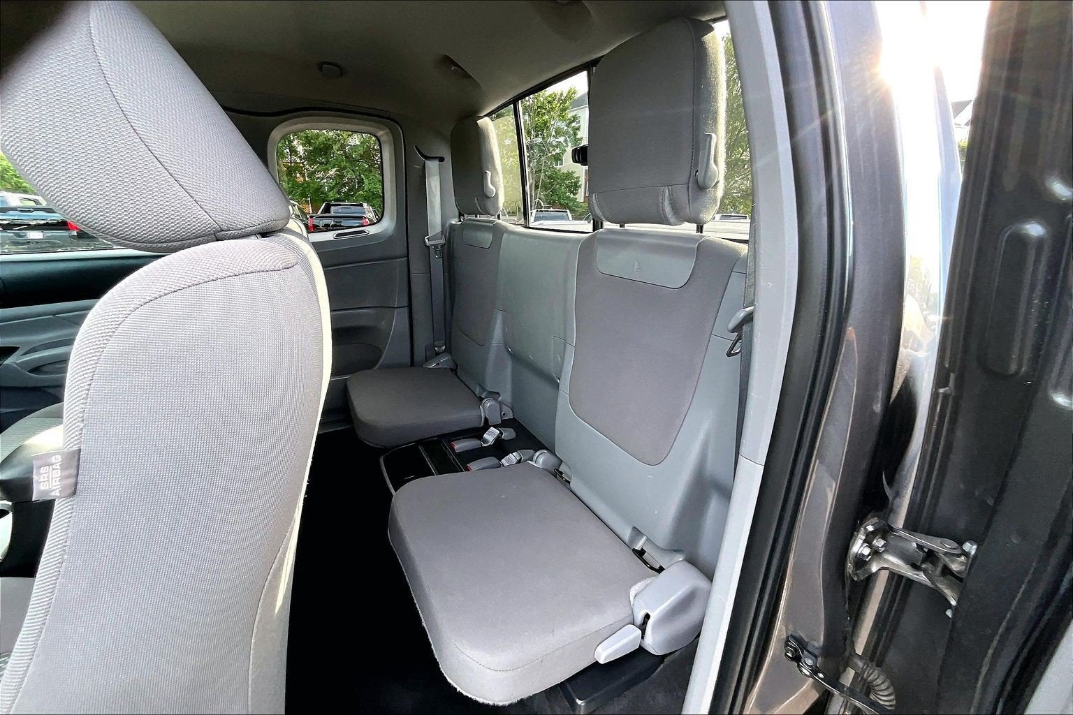 2015 Toyota Tacoma 4WD Access Cab V6 AT (Natl)