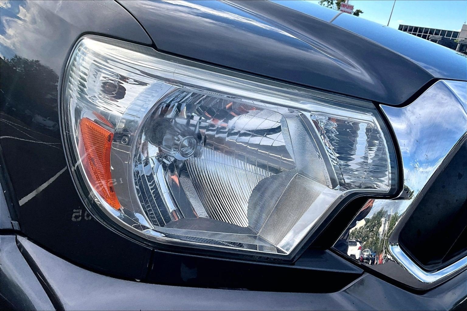 2015 Toyota Tacoma 4WD Access Cab V6 AT (Natl)
